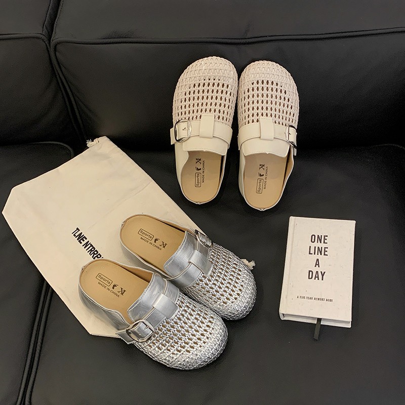 Women Shoes Must Have - Ciabatte Estive da Donna Indispensabili, Modello
