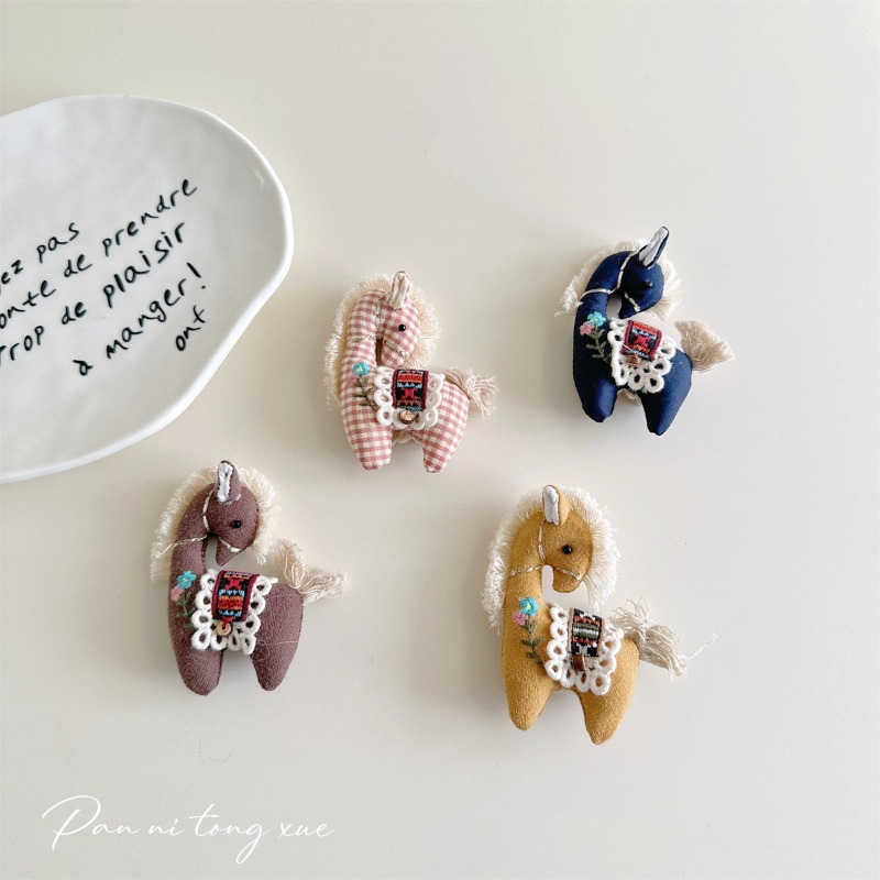 Adorabile Spilla a Forma di Po - Women Shoes Must Have recensione e prezzo