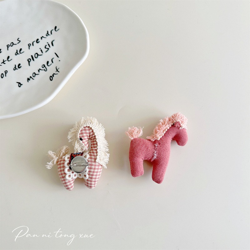 Adorabile Spilla a Forma di Po - Women Shoes Must Have recensione e prezzo