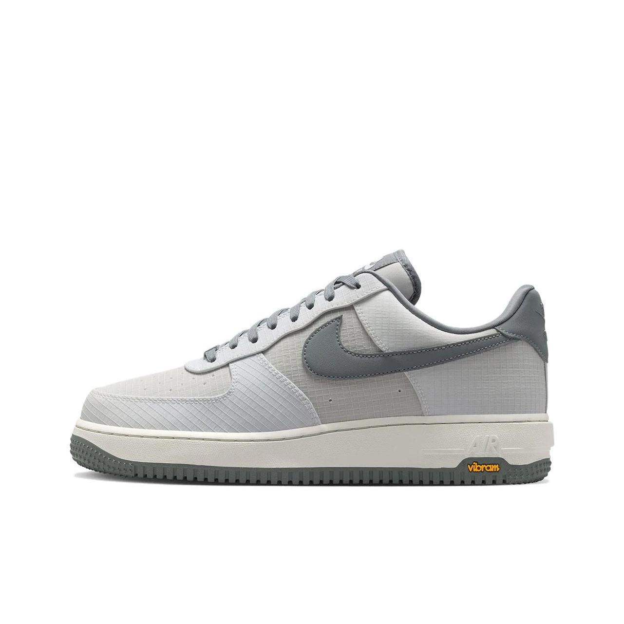 Nike Air Force 1 Low Top Scarp - Nike Shoes Air Force 1 recensione e prezzo
