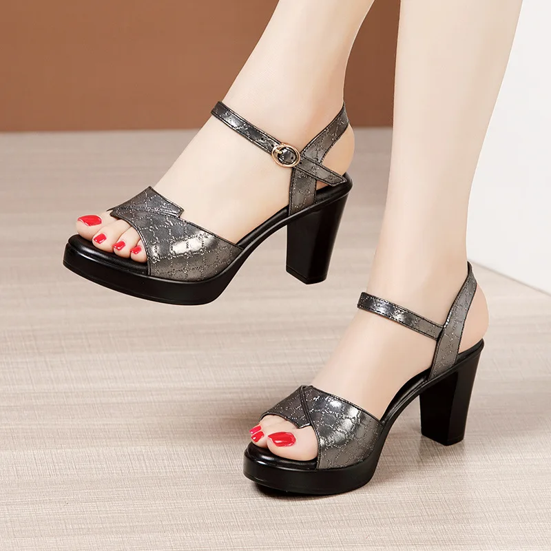 Sandali con tacco a blocco da  - Women Shoes Formal recensione e prezzo